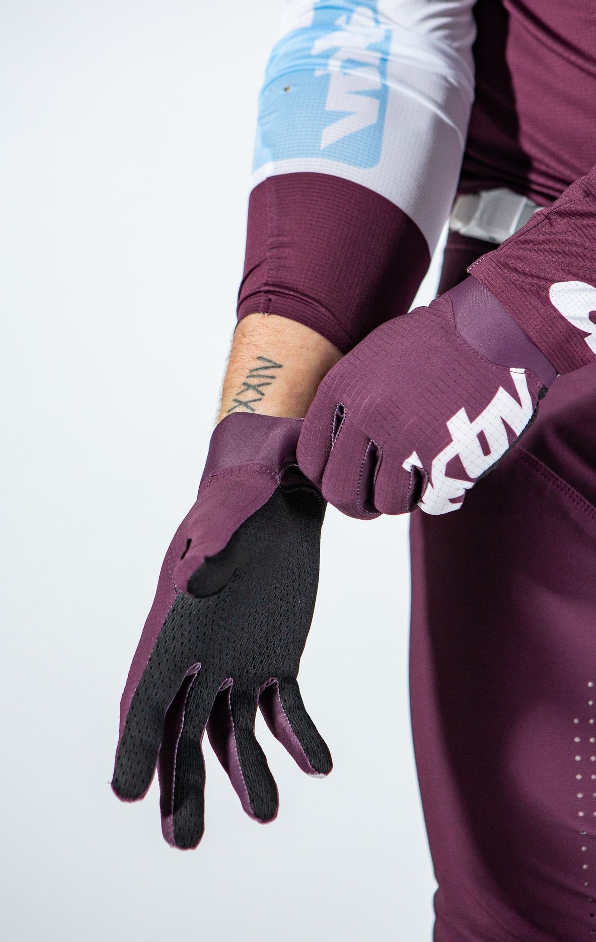 Aektiv NOVA White/Plum